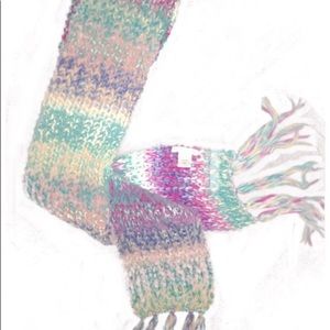 New York and company scarf. Wore once